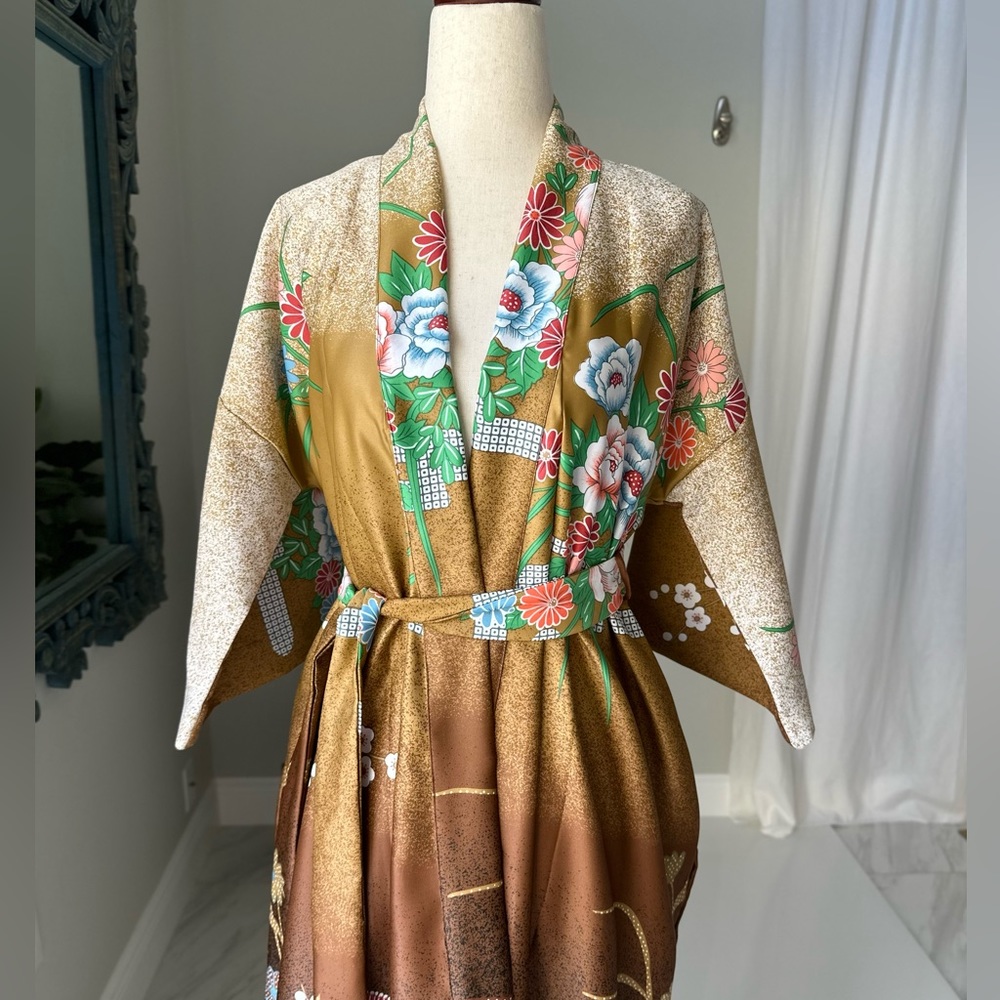 VTG Japanese Kimono - Picture 4 of 12
